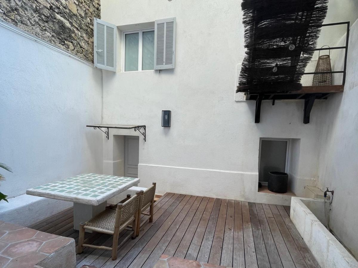 Residence Les Hauts De Saint Charles Marseille Exterior photo